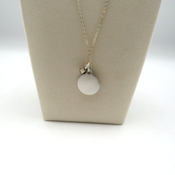 Minnesota State Necklace 18" Silver Tone Round State Pendant Heart Charm - Picture 4 of 6